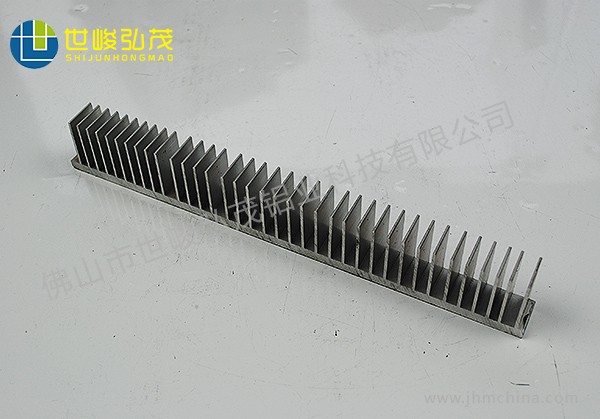 航空電子機箱鋁型材散熱器