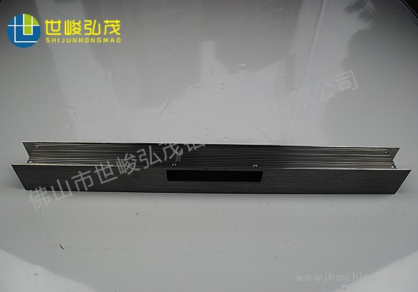 拉絲數(shù)控CNC深加工鋁型材