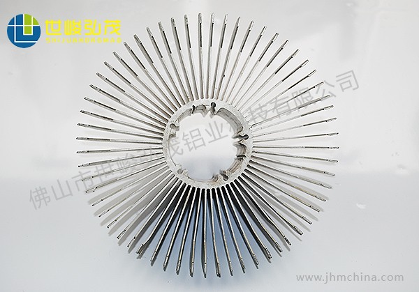 CNC數(shù)控車太陽花散熱器深加工鋁型材