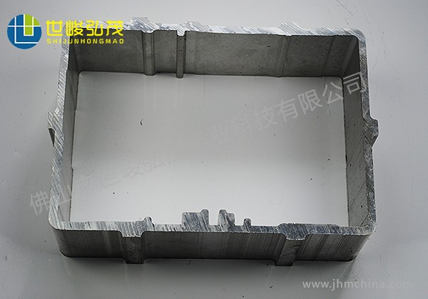 3000T機大方管工業(yè)鋁合金型材-1
