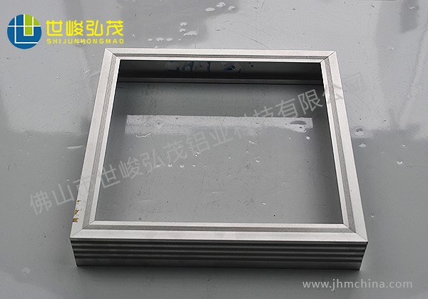 直發(fā)光LED面板燈鋁合金型材-1